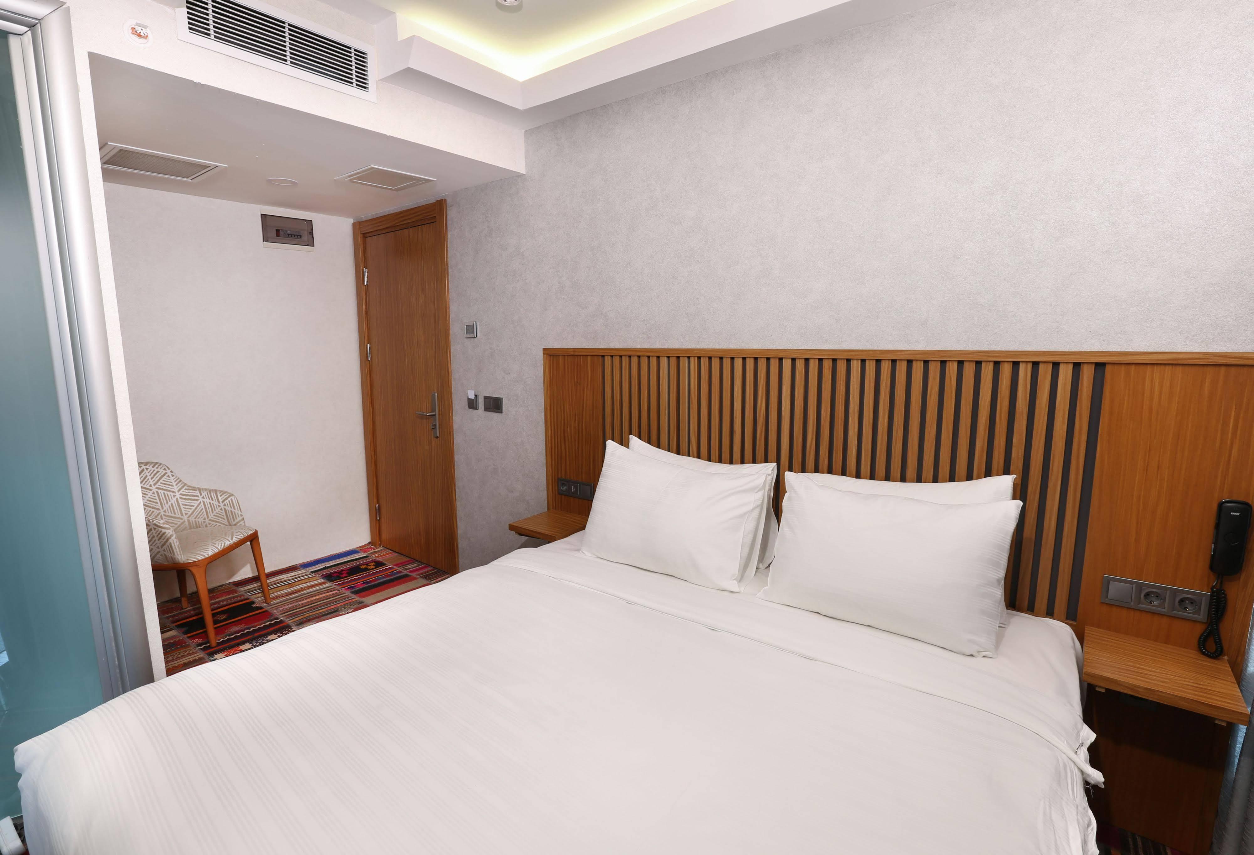 Discovery Hotel イスタンブール エクステリア 写真